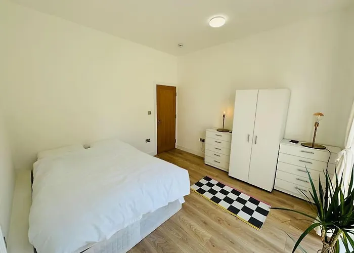 Elegant Garden Apartment Near Tufnell Park St